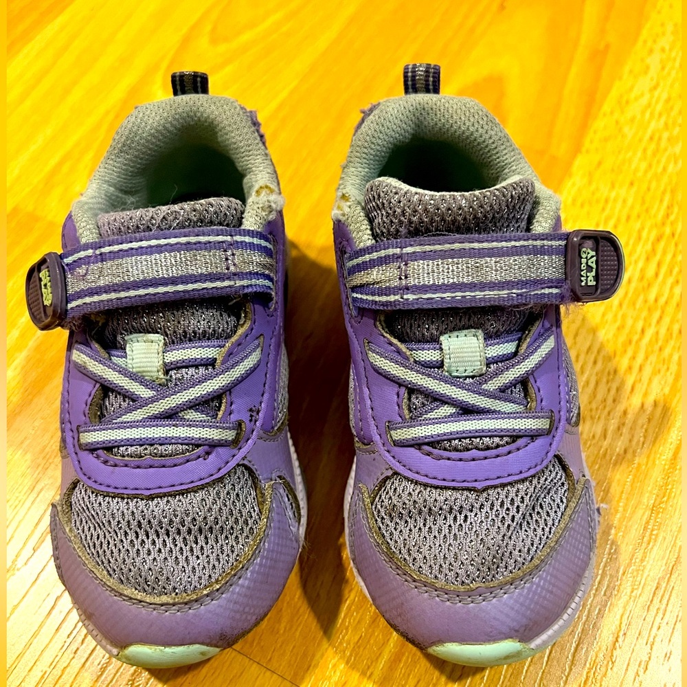 Stride Rite Made 2 Play Purple and Silver Sneakers Size 8W Velcro tabs